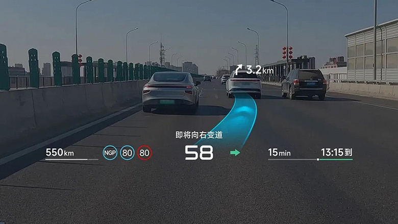Huawei и Xpeng создали AR-ветровое стекло. Навигация, предупреждения об опасности, автопилот &ndash; всё на одном экране